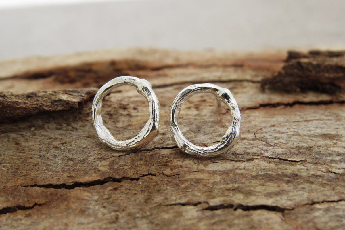 14k Gold Earrings, Circle Studs, Minimalist Earrings, Twig Earrings, Circle Earrings, Natural Earring, Branch Earrings, Round Gold Stud,Gift