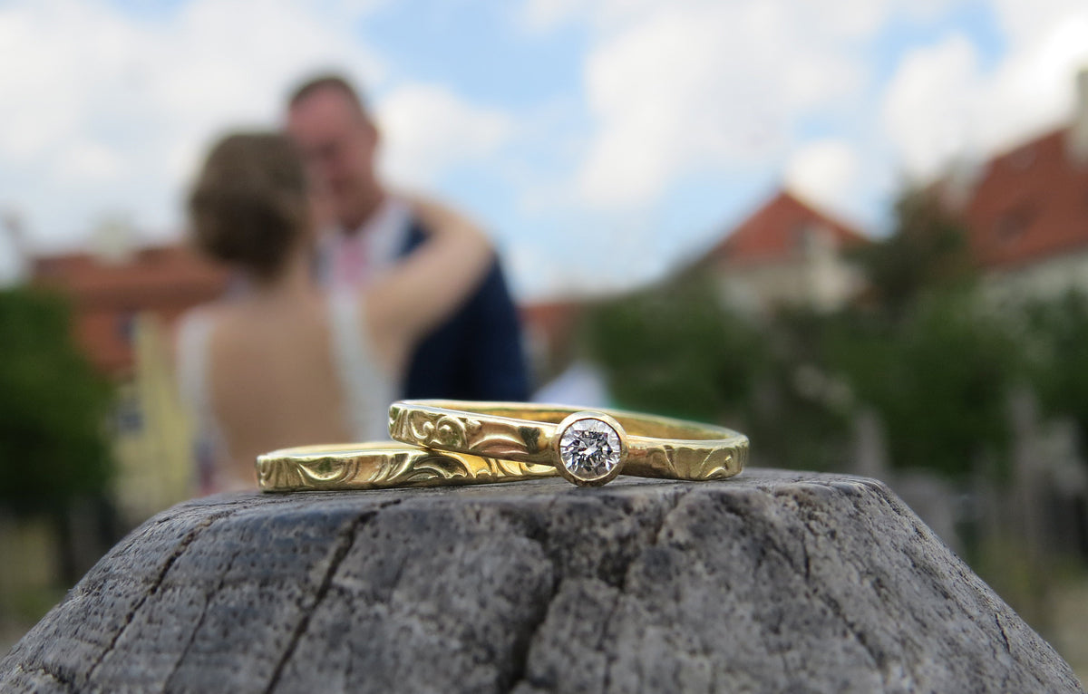 Rose Gold Floral Lace Ring