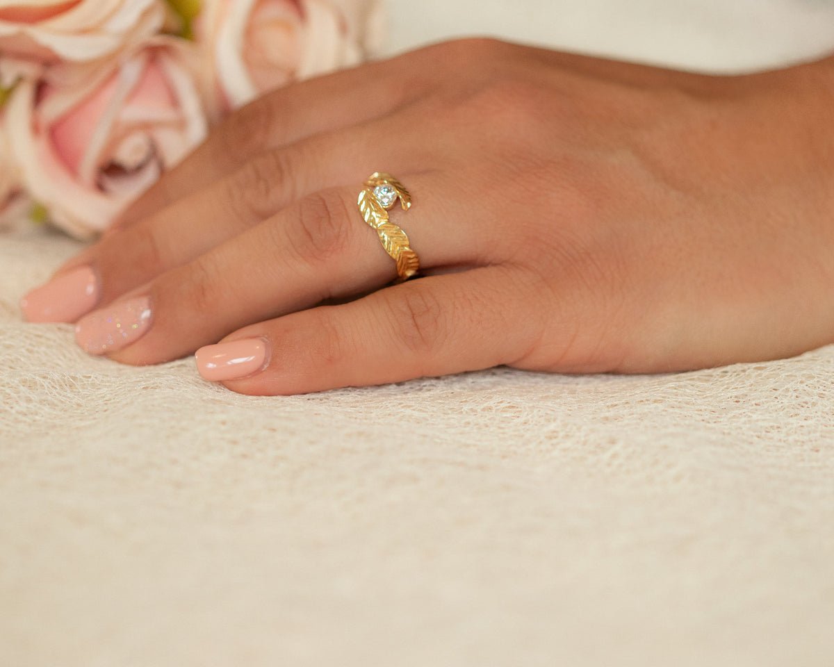 Leaf Engagement Ring