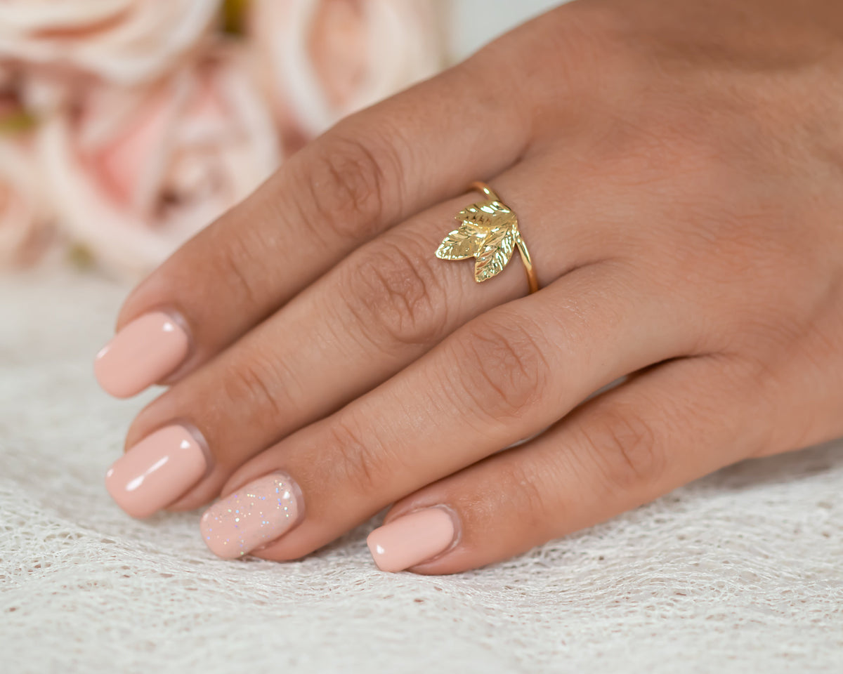 Three Leaf Gold Ring