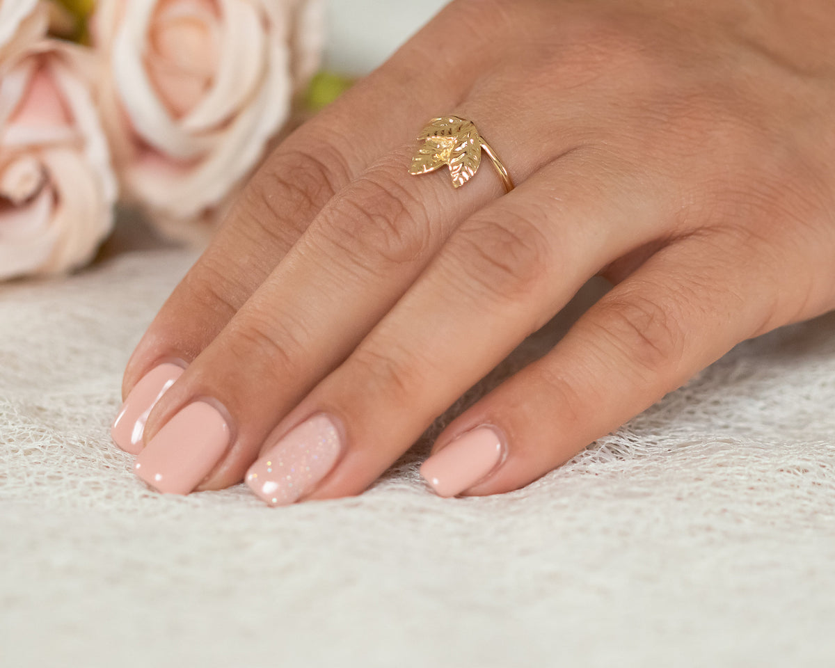 Three Leaf Gold Ring
