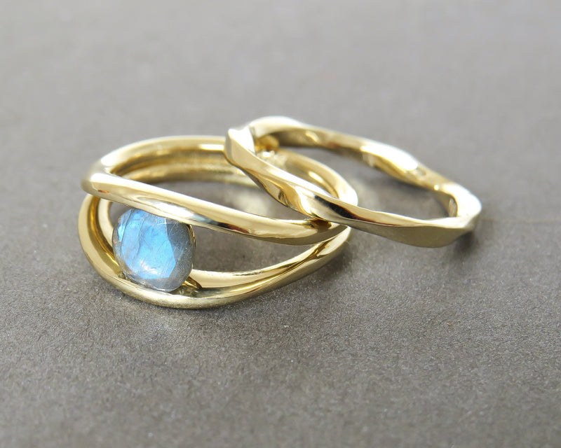 Labradorite Ring, Labradorite Engagement Ring, Gemstone Engagement Ring, Vintage Engagement Ring, Solitaire Engagement Ring, 14k, 18k, Gold