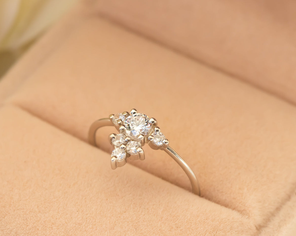 Diamond Cluster Ring, Cluster ring, Unique Cluster engagement ring, Cluster Diamond Engagement ring, Anniversary Gift, Gold Diamond Ring