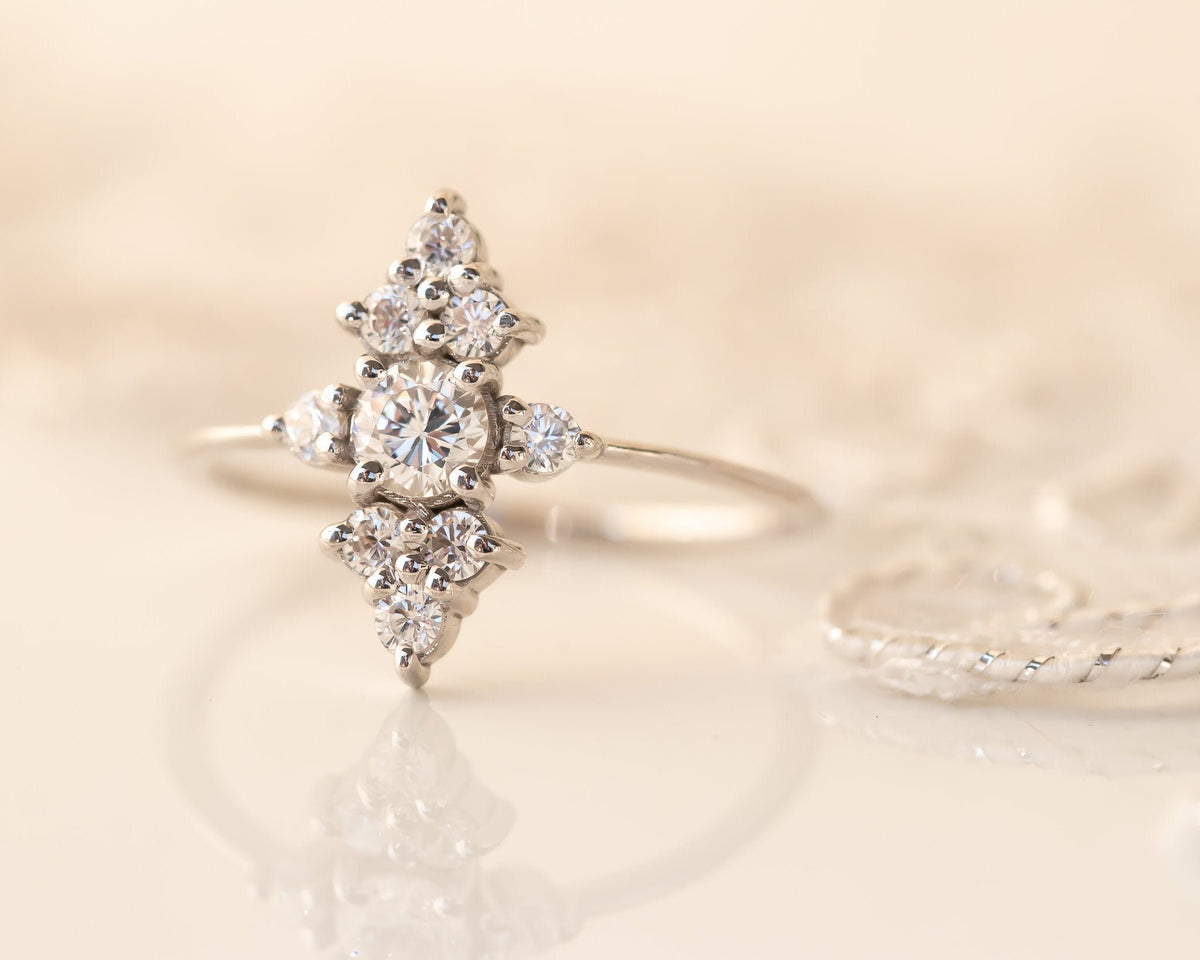 Diamond Wedding Ring Set, Bridal Set, Cluster Diamond Engagement ring, Unique Diamond Ring, Diamond Cluster ring, Cluster engagement ring