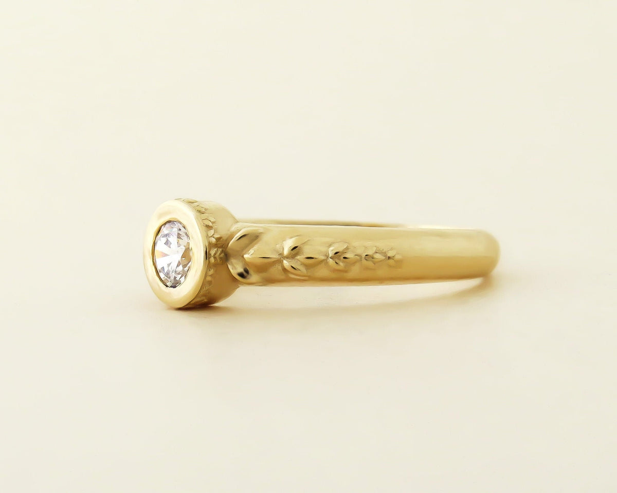 Unique diamond engagement ring, Leaf diamond ring, Unique diamond ring, 14k gold diamond ring, bold ring, diamond gold ring, solid gold ring