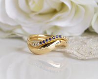  סיון לוטן תכשיטים - Diamond and Sapphire Ring Set, Sapphire eternity band, Diamond eternity band, sapphire wedding set, Diamond wedding ring set, Brudal ring et, Sapphire ring, Diamond wedding band, diamond wave ring, gold wave rings - Sivan Lotan Jewelry - סיון לוטן - טבעת ספיר, טבעת יהלומים, טבעת גל,סט טבעות, טבעת נישואין עם יהלומים, טבעת נישואין עם ספיר, טבעת איטרניטי, טבעת משובצת, טבעת זהב עם אבנים