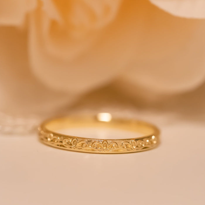 Floral Gold Ring, Delicate Wedding Band, 14k Gold Ring, Thin Floral Wedding Band, Flower Wedding Band, Women Wedding Ring, 14k Stacking Ring