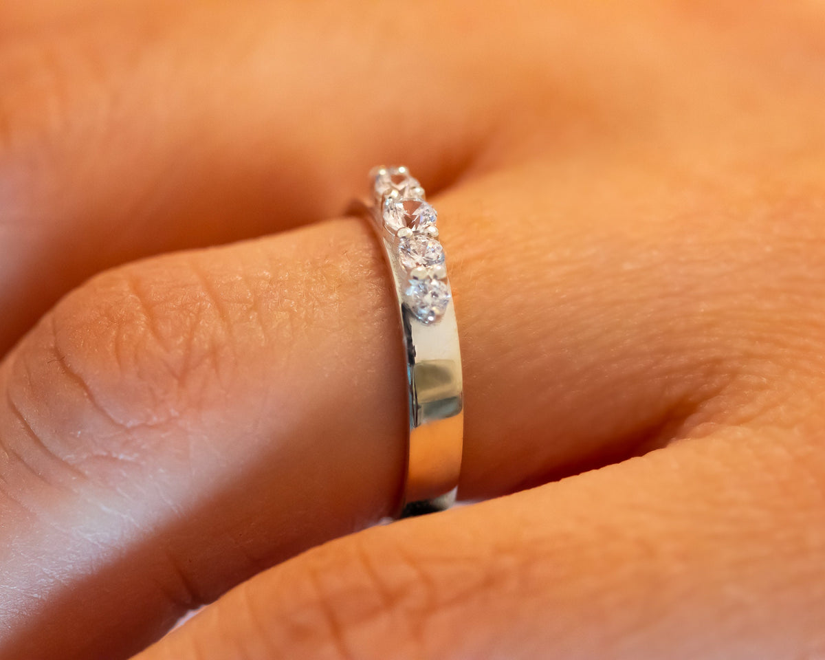 Diamond Wedding Band , Anniversary Ring, Wedding Diamond Ring, 14K Gold Unique Diamond Ring