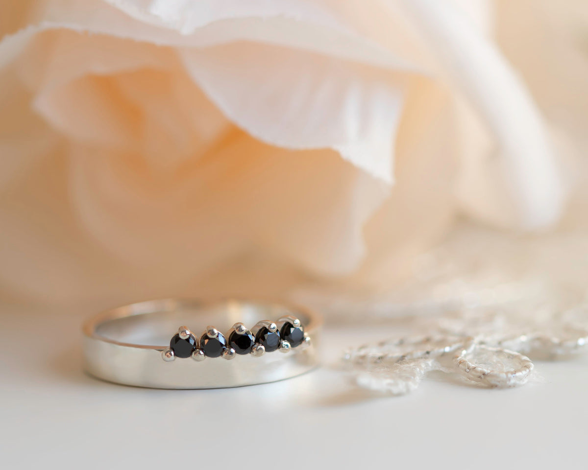 Black Diamond Ring, Black Diamonds Halo Ring, Wedding Diamond Ring, Diamond Wedding Band, 14K Gold Diamond Ring, a Unique Gift For Woman