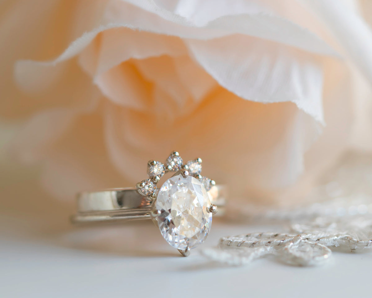 Oval Moissanite Engagement Ring, 2 Carat Moissanite Ring, Oval Engagement Ring, 2 ct Moissanite Engagement Ring, Oval Moissanite Ring