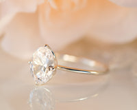 Oval Moissanite Engagement Ring, 2 Carat Moissanite Ring, Oval Engagement Ring, 2 ct Moissanite Engagement Ring, Oval Moissanite Ring