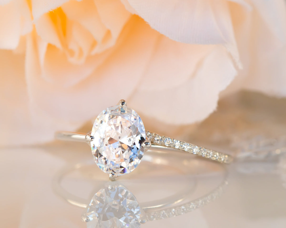 Oval Moissanite Engagement Ring, 2 Carat Moissanite Ring, Oval Engagement Ring, 2 ct Moissanite Engagement Ring, Oval Moissanite Ring
