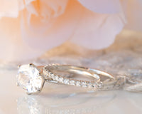 2 Carat Moissanite Ring, Oval Moissanite Ring, Oval Engagement Ring, Oval Moissanite Engagement Ring, 2 ct Moissanite Engagement Ring