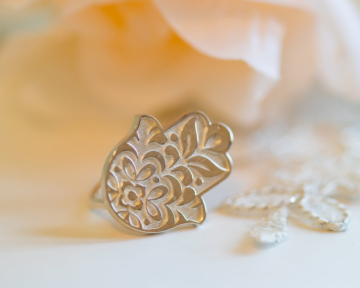 Hamsa Ring, Hand Of God, Unique Hamsa Ring, Gold Hamsa Ring, Hand of God Ring, Gift For Her, Jewish Hamsa Hand
