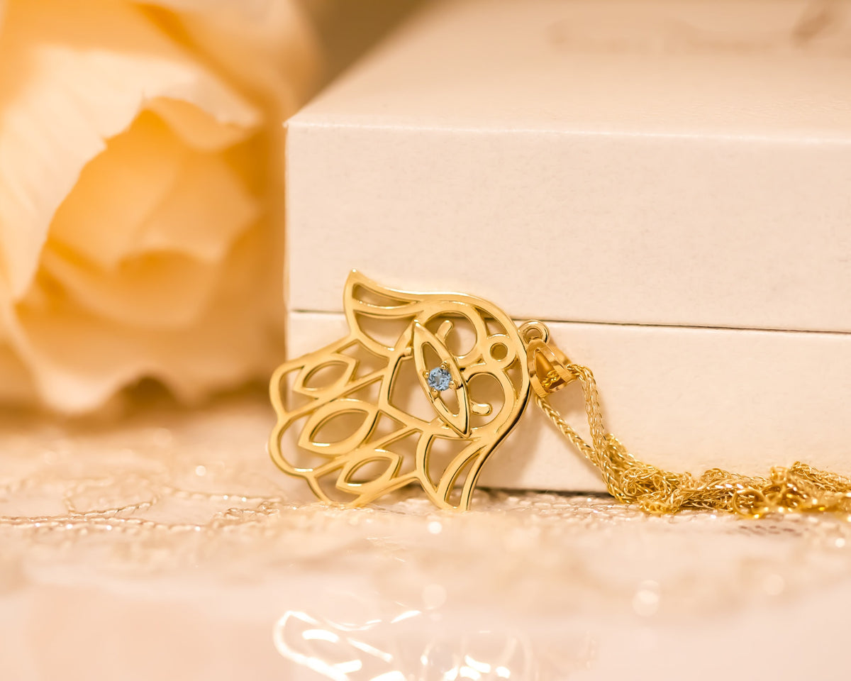 Hamsa Necklace, 14K Gold Hamsa Pendant, Gold Lucky Charm Necklace, Evil Eye Necklace, Hand Protection Necklace, Hand of God, Israeli Jewelry