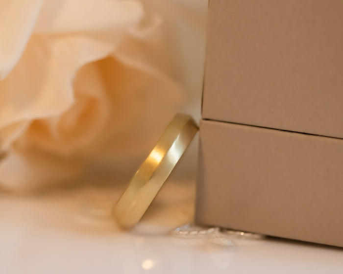 Men Wedding Band, Wide Men Ring, Gold Wedding Ring, Knife Edge Wedding Band, Modern Minimalist Band Ring For Men, Gold Mens Ring