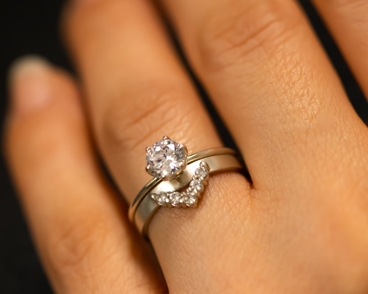 Unique Diamond Band, Diamond Wedding Ring, Wedding Diamond Ring, Chevron Diamond Wedding Band, Diamond V Ring, 14K, 18K, Gold Diamond Ring
