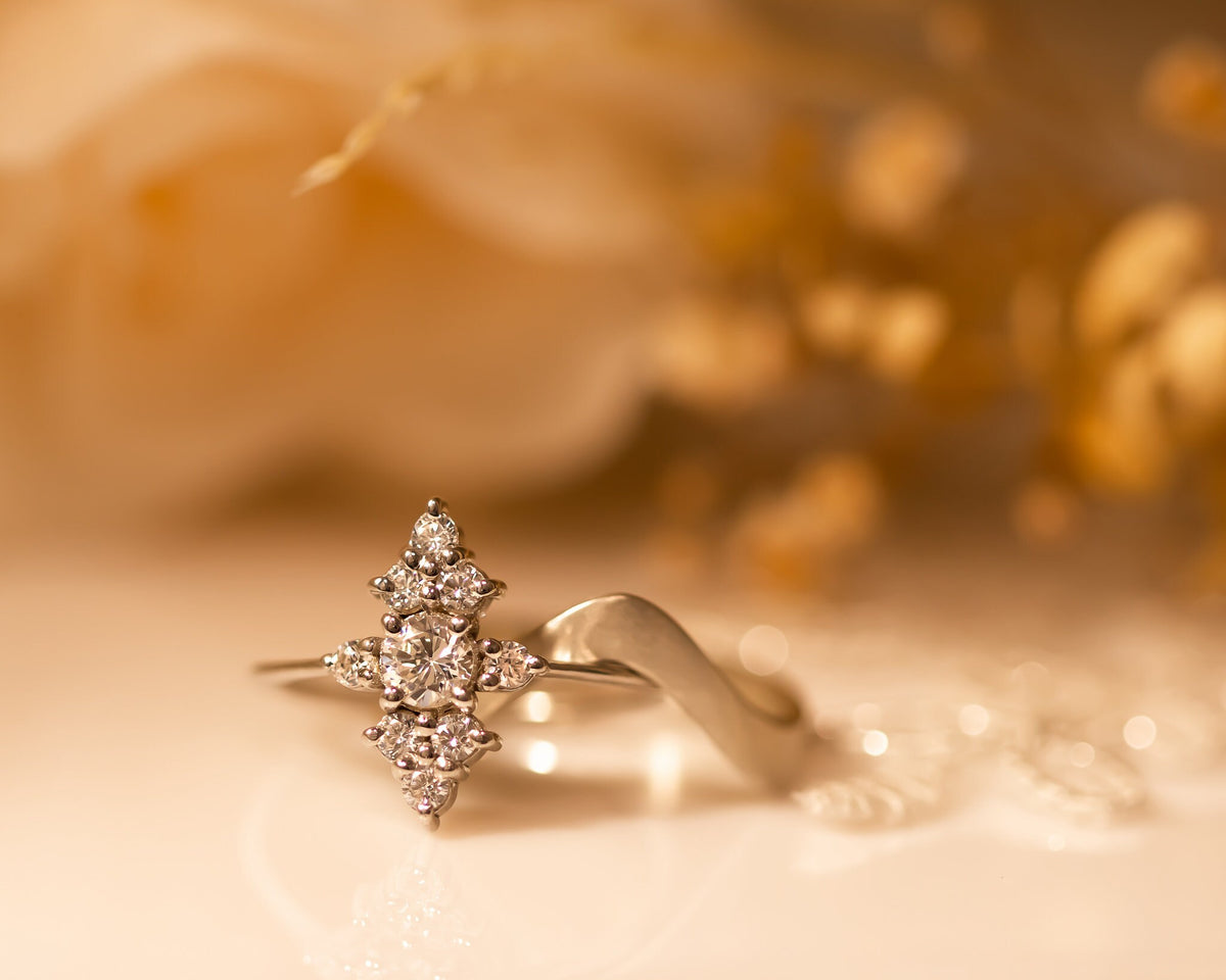 Diamond Wedding Ring Set, Bridal Set, Cluster Diamond Engagement ring, Unique Diamond Ring, Diamond Cluster ring, Cluster engagement ring