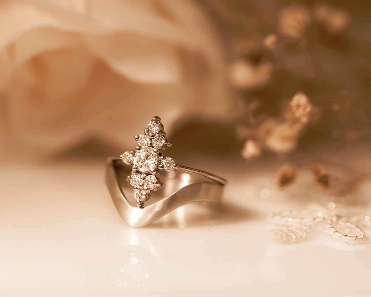 Diamond Wedding Ring Set, Bridal Set, Cluster Diamond Engagement ring, Unique Diamond Ring, Diamond Cluster ring, Cluster engagement ring