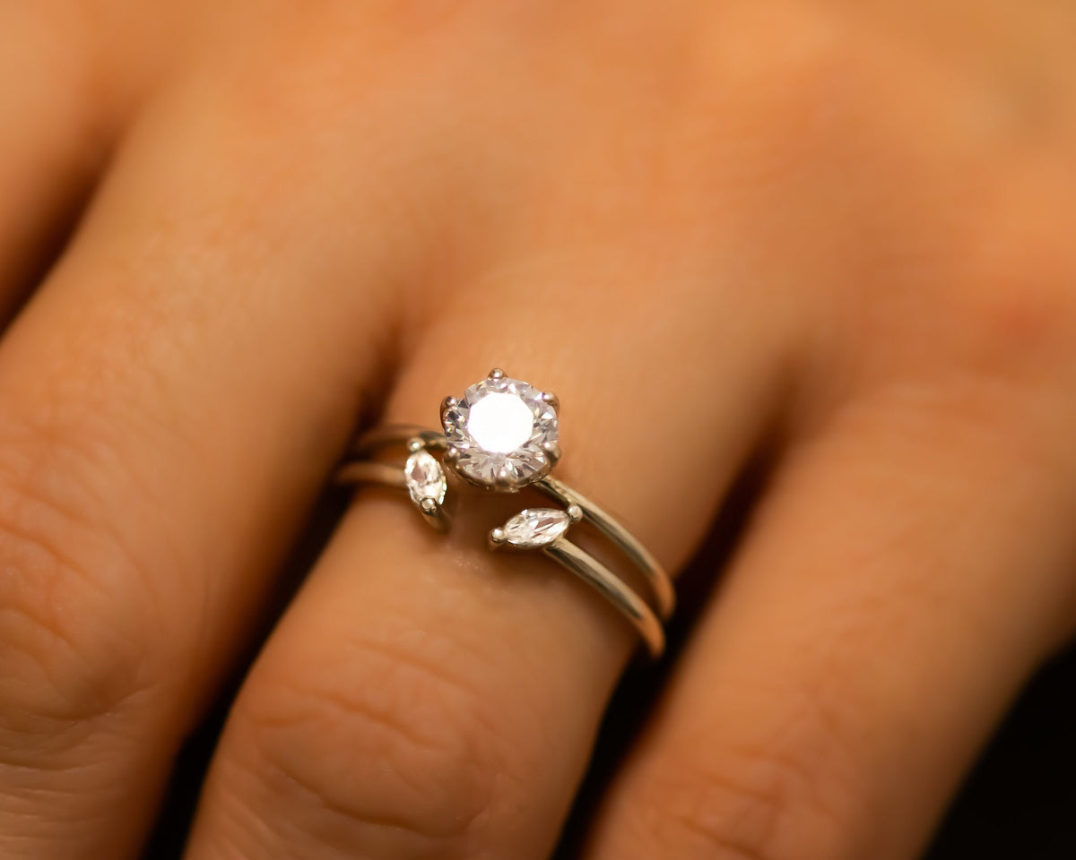 Moissanite Diamond Ring Set, 1 CT Diamond Engagement Ring Bridal Set, Moissanite Engagement Ring Set, 1 ct Engagement Ring and Wedding Band