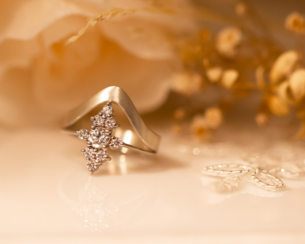 Diamond Wedding Ring Set, Bridal Set, Cluster Diamond Engagement ring, Unique Diamond Ring, Diamond Cluster ring, Cluster engagement ring