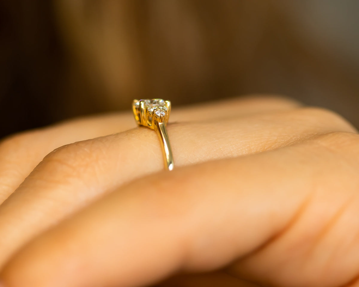 Diamond Engagement ring, White Gold Diamond Ring