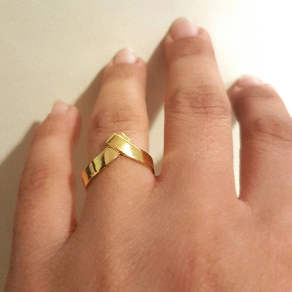 Chevron Wedding Band, 14k Gold Ring, Gold V Band , Gold Wedding Band, Wedding Band for Women, Arrow Ring,  Modern Minimalist Ring Band