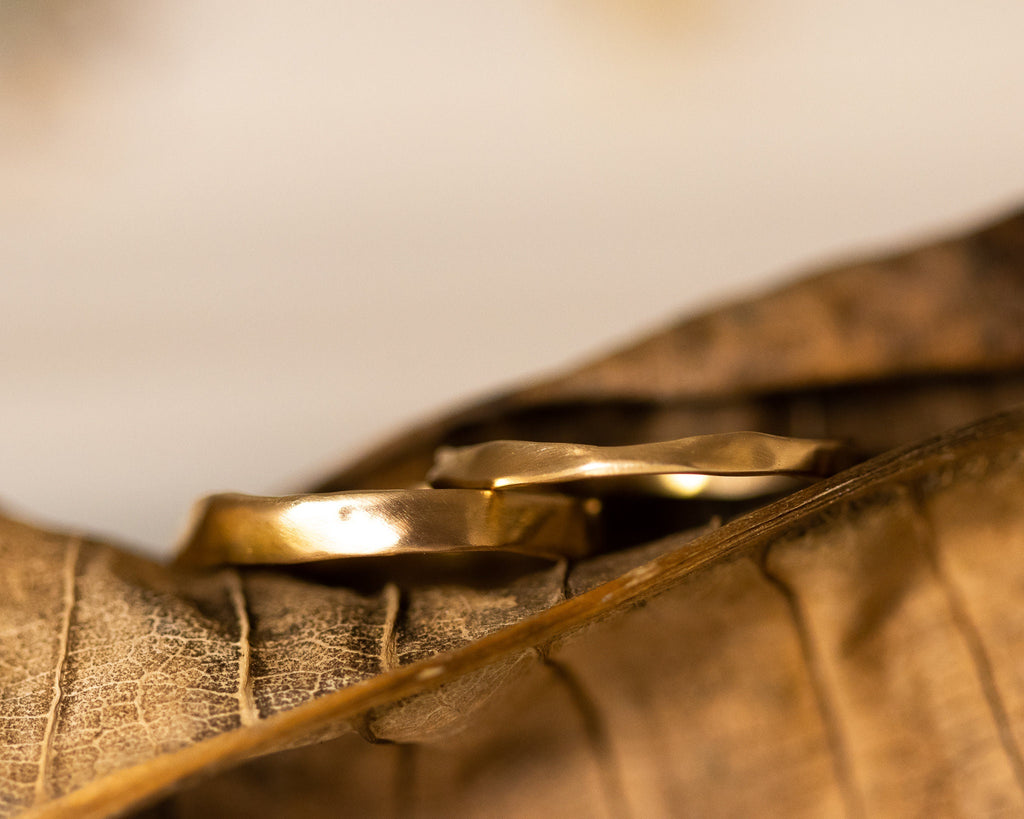 His and Hers Wedding Bands, Matching Wedding Rings, Wedding Bands Set, 14k Gold Wedding Ring, Unique Gold Rings for Couples, Rough Gold Ring