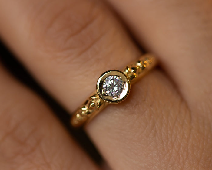 Unique diamond engagement ring, Leaf diamond ring, Unique diamond ring, 14k gold diamond ring, bold ring, diamond gold ring, solid gold ring