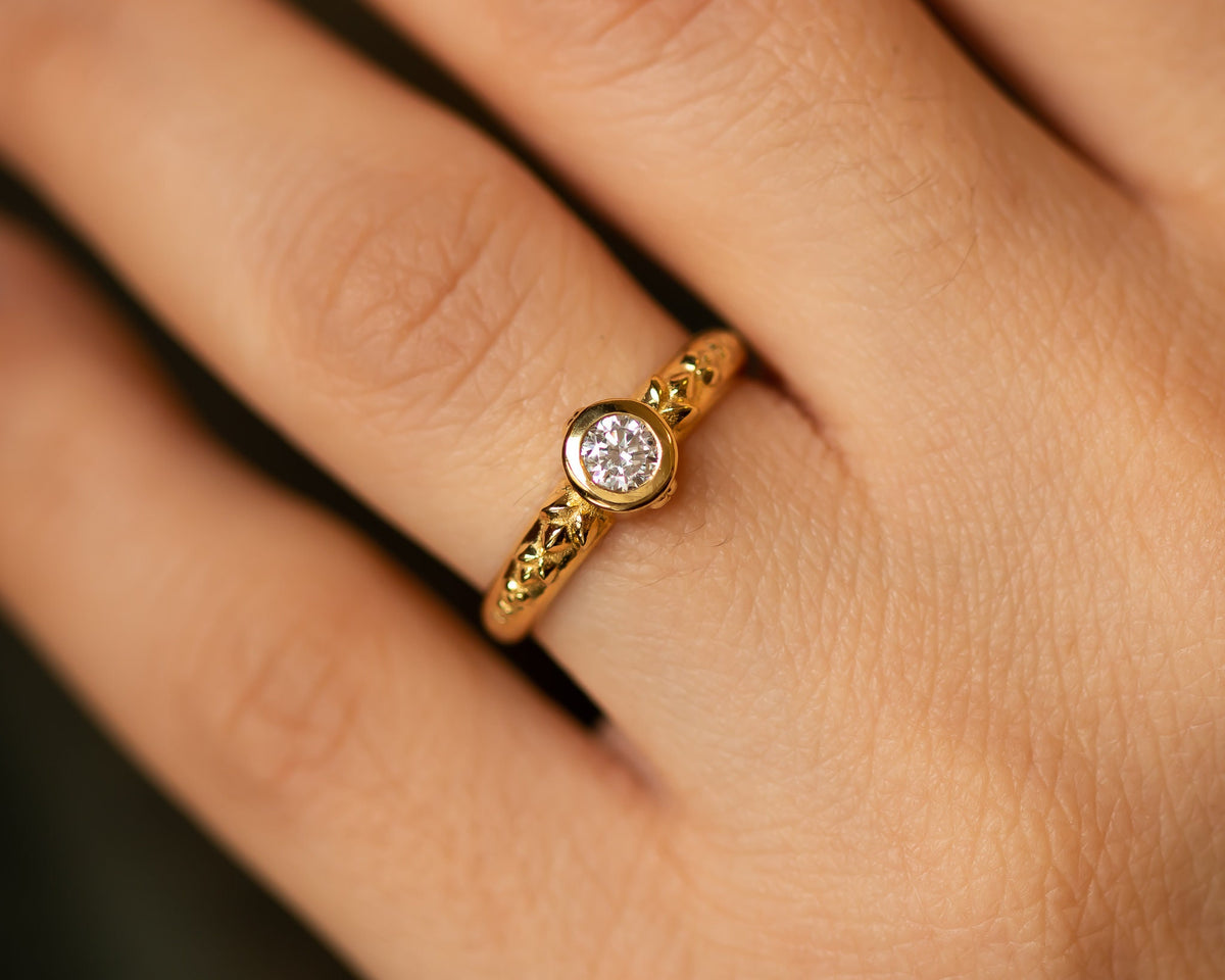 Unique Diamond Engagement Ring, Leaf Diamond Ring, Unique Diamond Ring, 14k Gold Diamond Ring, Bold Ring, Diamond Gold ring, Solid Gold Ring