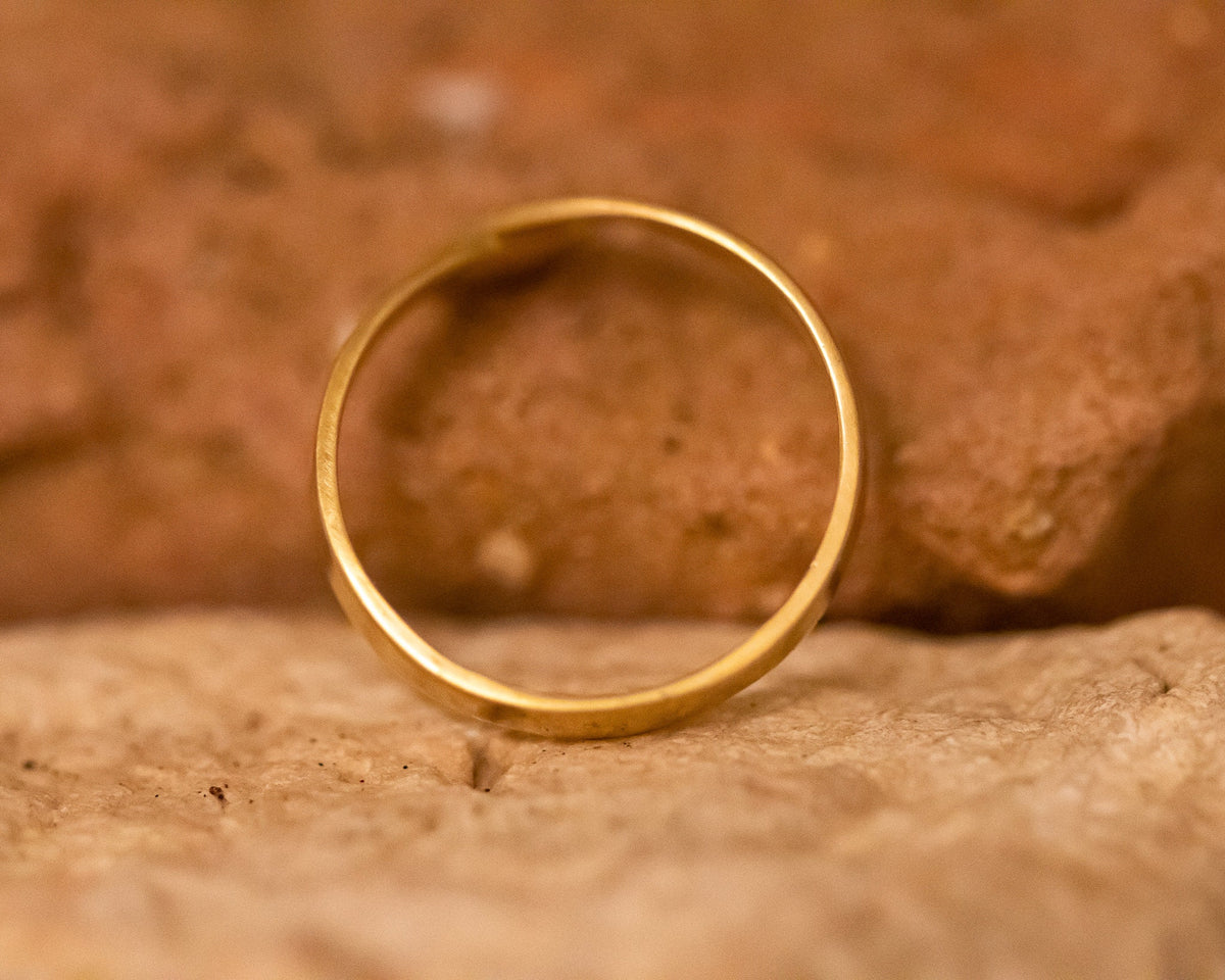 Chevron Wedding Band, 14k Gold Ring, Gold V Band , Gold Wedding Band, Wedding Band for Women, Arrow Ring,  Modern Minimalist Ring Band