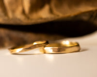 His and Hers Wedding Bands, Matching Wedding Rings, Wedding Bands Set, 14k Gold Wedding Ring, Unique Gold Rings for Couples, Rough Gold Ring