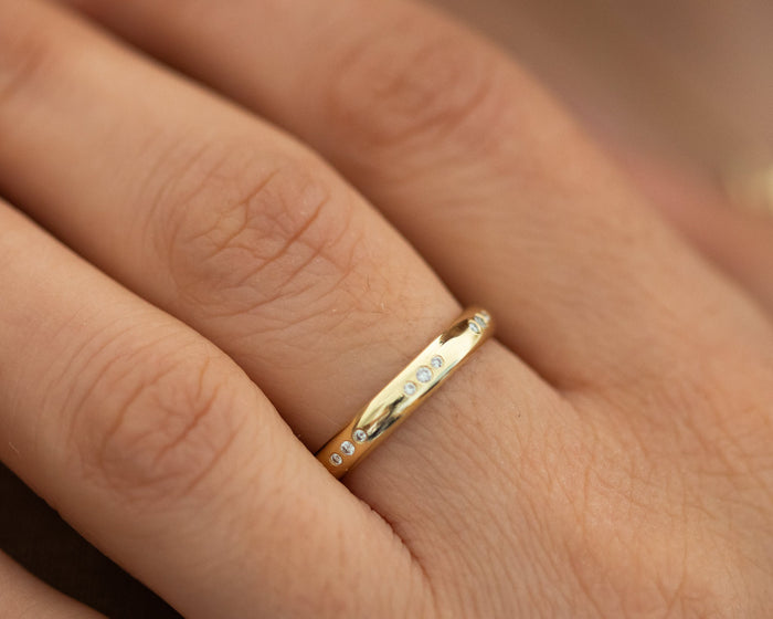 Diamond Wedding Band, Diamond Gold Ring, 14K or 18K Gold Wedding Band, Anniversary Ring, Past Present Future Ring, small Diamonds Ring