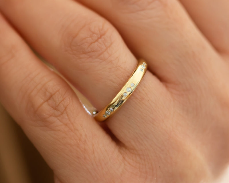 Diamond Wedding Band, Diamond Gold Ring, 14K or 18K Gold Wedding Band, Anniversary Ring, Past Present Future Ring, small Diamonds Ring