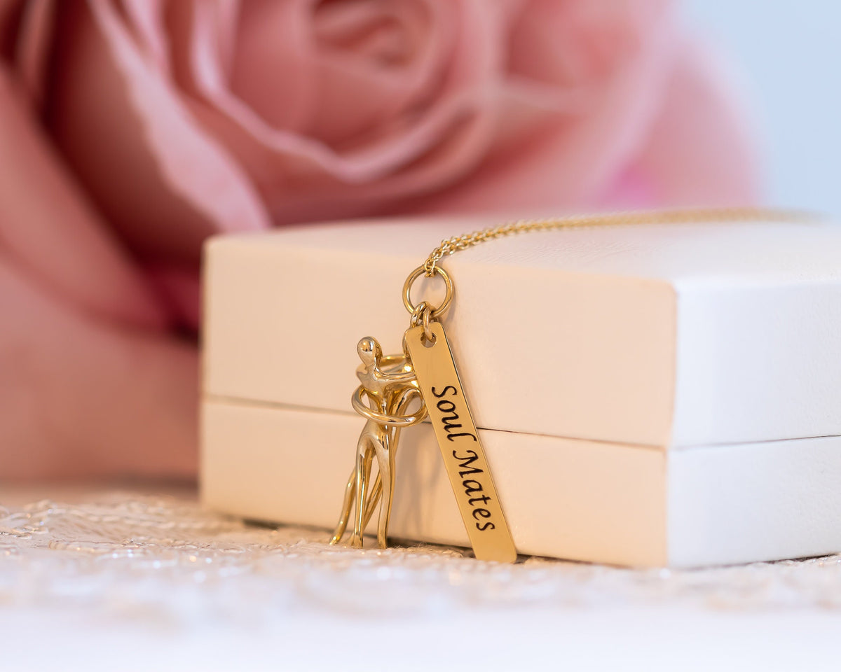 Personalized Pendant Necklace, Unique Gold Pendant Gift With Engraving
