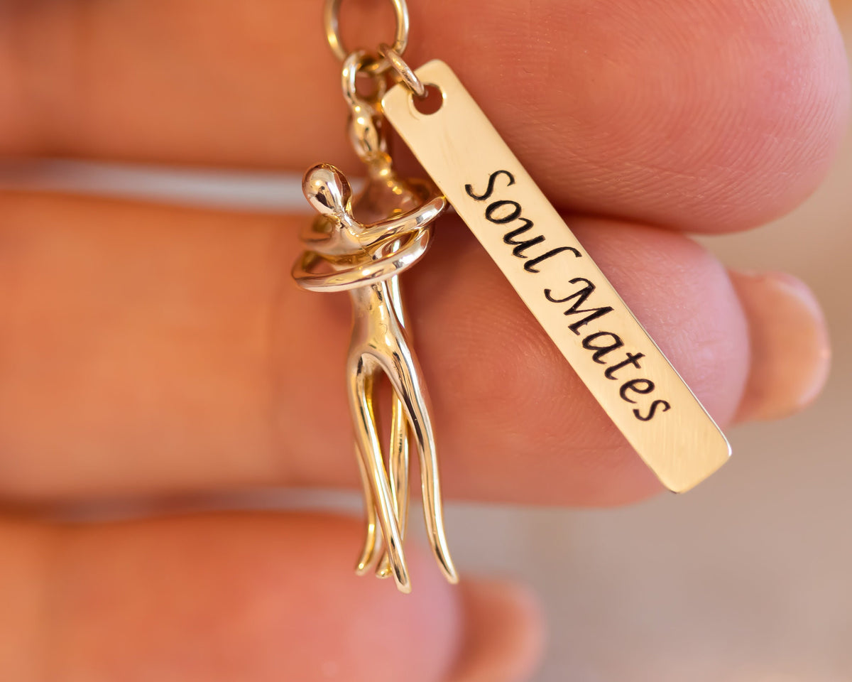 Personalized Pendant Necklace, Unique Gold Pendant Gift With Engraving