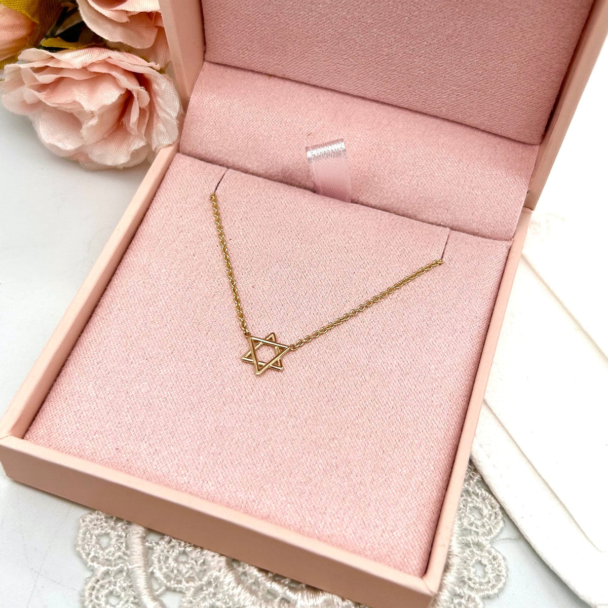 Magen David Charm Necklace, 14K Gold Star of David Necklace, Jeweish Star Of David, Magen David Jewelry, Delicate pendant Necklace