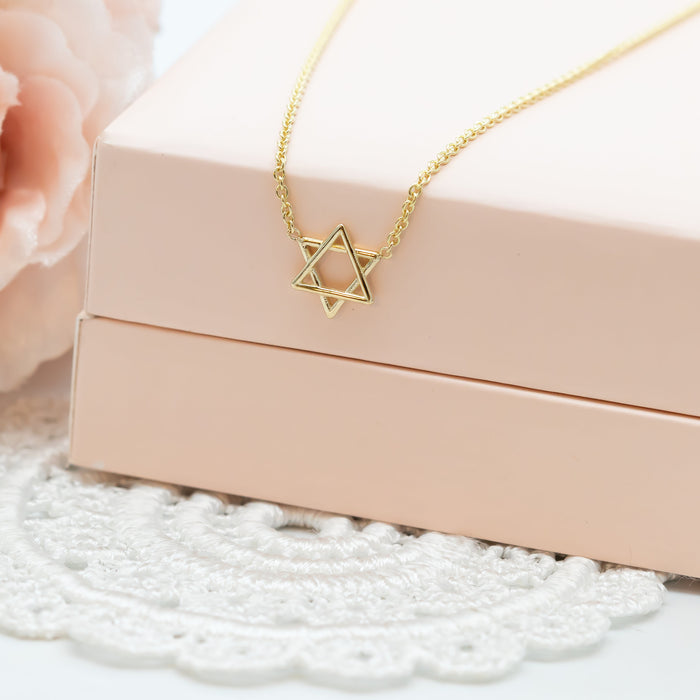 Magen David Charm Necklace, 14K Gold Star of David Necklace, Jeweish Star Of David, Magen David Jewelry, Delicate pendant Necklace
