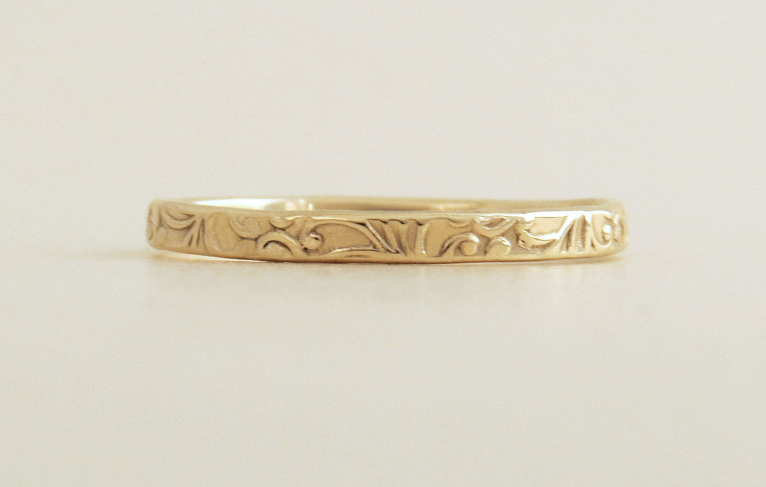 Womens Vintage Style Wedding Band, Floral Wedding Band, Gold