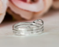 Hammered Infinity Gold Ring