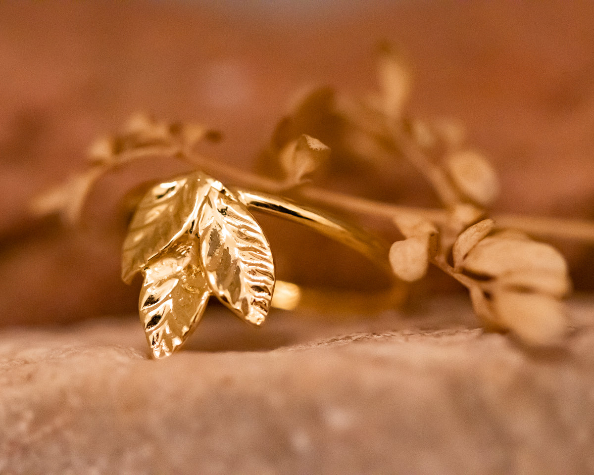 Three Leaf Gold Ring