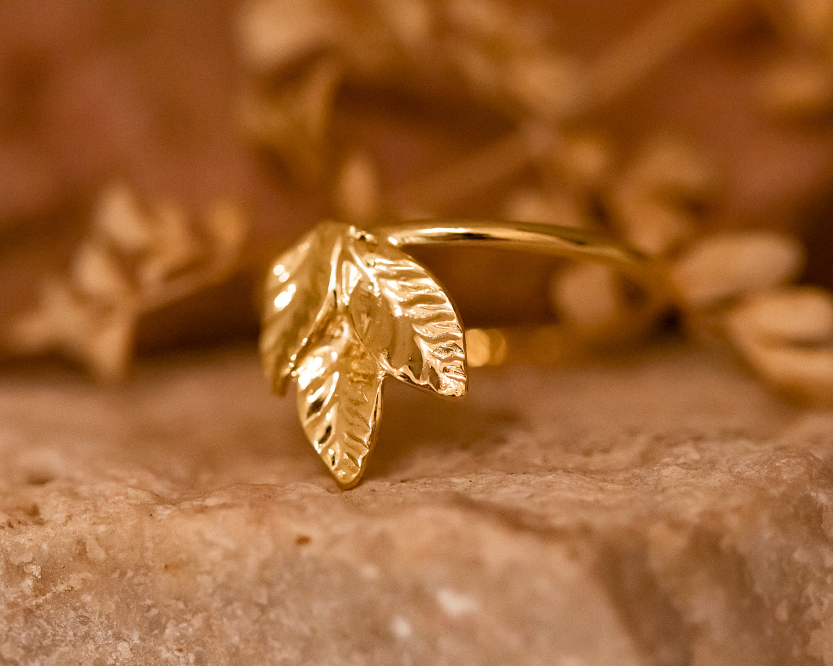 Three Leaf Gold Ring