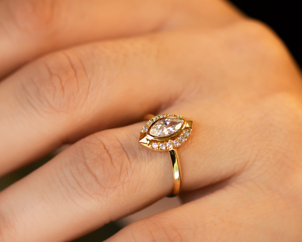 טבעת אירוסין יהלום מרקיזה