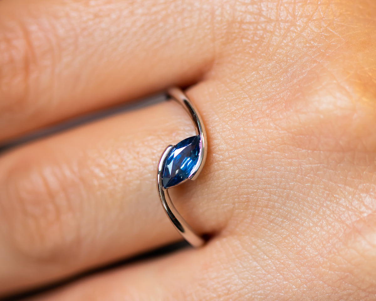 Blue Sapphire Marquise Ring, Sapphire Engagement Ring - Sivan Lotan Jewelry - טבעת ספיר מרקיזה - סיון לוטן תכשיטים