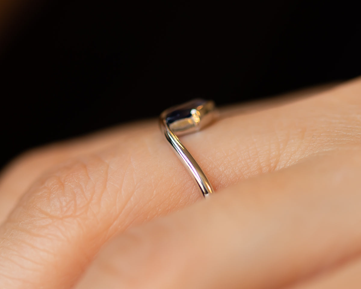 Blue Sapphire Marquise Ring, Sapphire Engagement Ring - Sivan Lotan Jewelry - טבעת ספיר מרקיזה - סיון לוטן תכשיטים