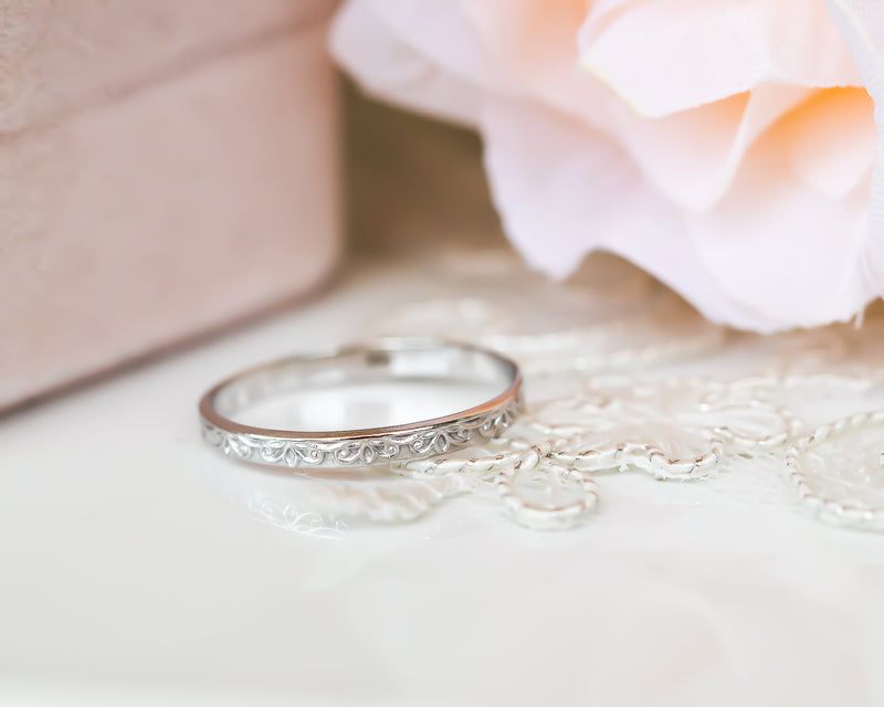 Romantic Lace Gold Ring