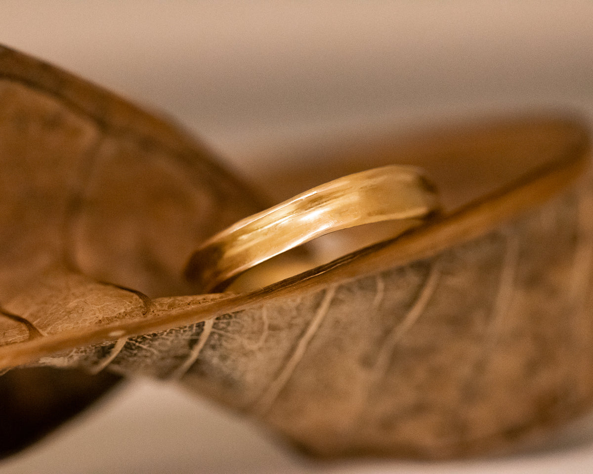 Overlapped Gold Ring