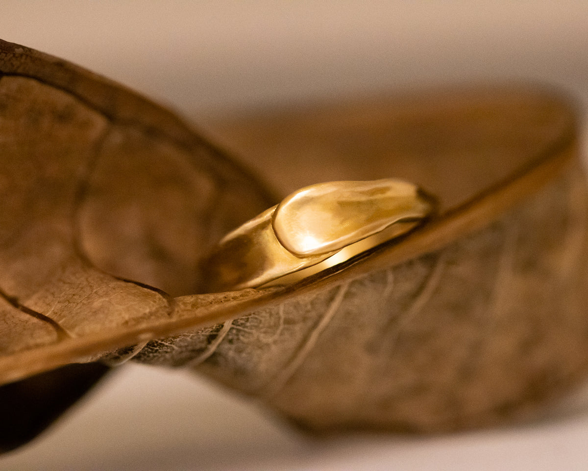 Overlapped Gold Ring
