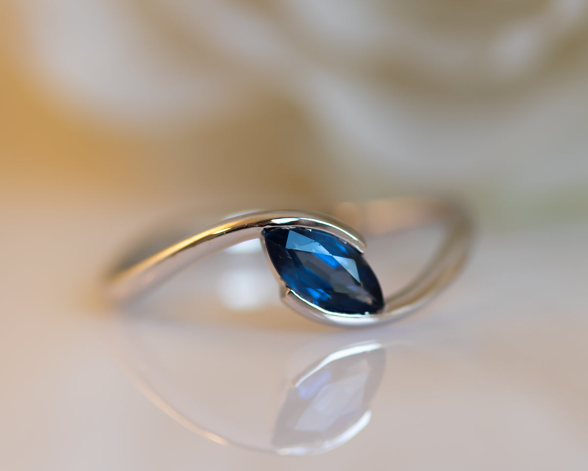 Blue Sapphire Marquise Ring, Sapphire Engagement Ring - Sivan Lotan Jewelry - טבעת ספיר מרקיזה - סיון לוטן תכשיטים