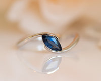 Blue Sapphire Marquise Ring, Sapphire Engagement Ring - Sivan Lotan Jewelry - טבעת ספיר מרקיזה - סיון לוטן תכשיטים